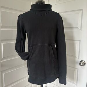 Lululemon Black Press Pause Pullover Size 6